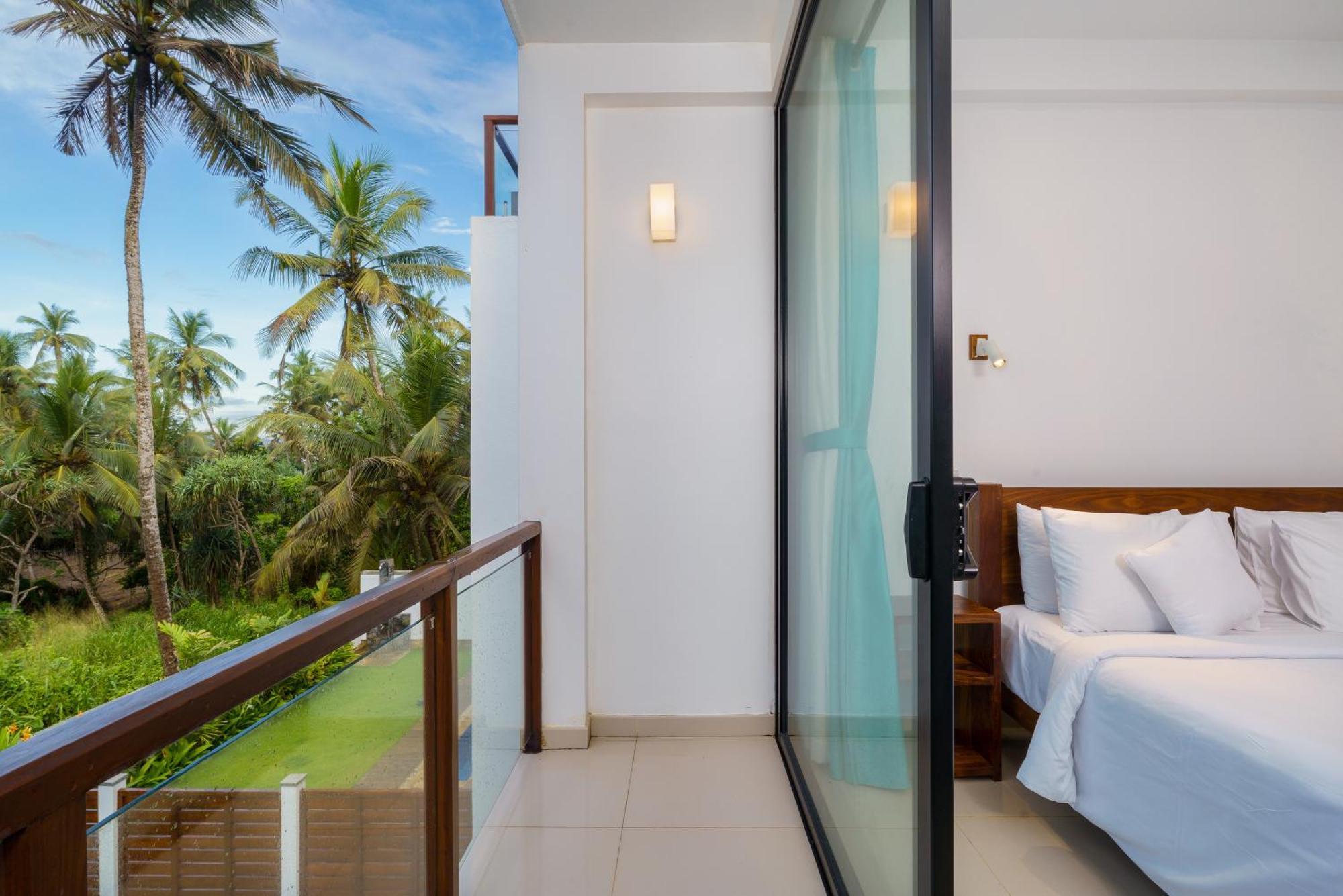 Kaas Villas - Entire Two Bedroom Villa With Private Pool & Garden Dikwella Bagian luar foto
